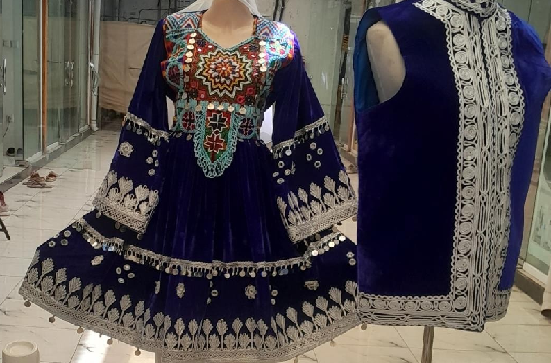 TRADITIONAL AFGHANI DRESS DESIGN